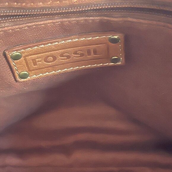 Fossil Tan Leather Crossbody Shoulder Bag With Adjustable Strap & Front Pockets - Picture 6 of 12